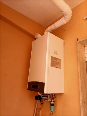 Caldaie a gas per acqua calda sanitaria e riscaldamento_10