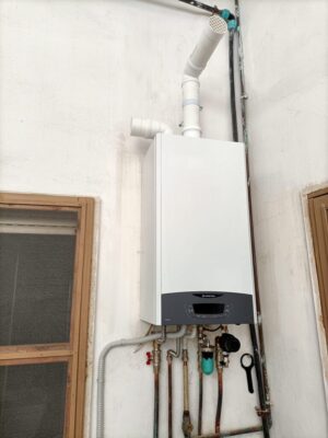 Caldaie a gas per acqua calda sanitaria e riscaldamento_14