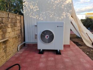 Sistemi idronici pompe di calore per riscaldamento e raffrescamento_1